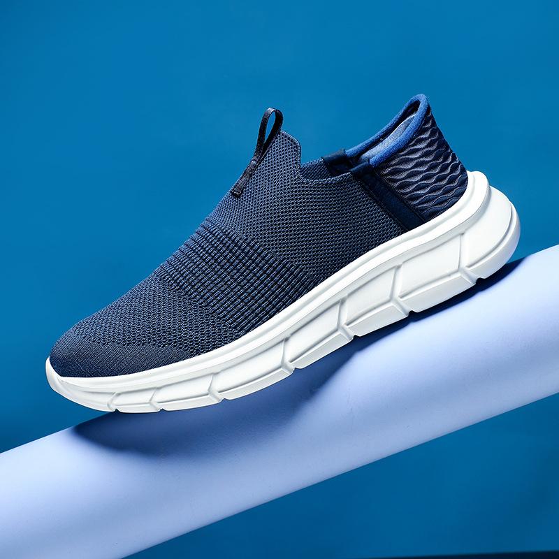 Summer fly-weaving slip on wear-resistant soft bottom casual shoes