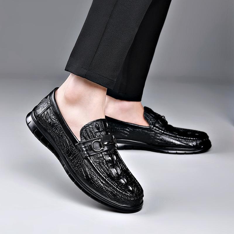 Men's leather embossed pattern casual shoes