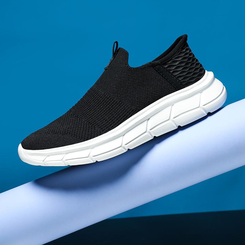 Summer fly-weaving slip on wear-resistant soft bottom casual shoes